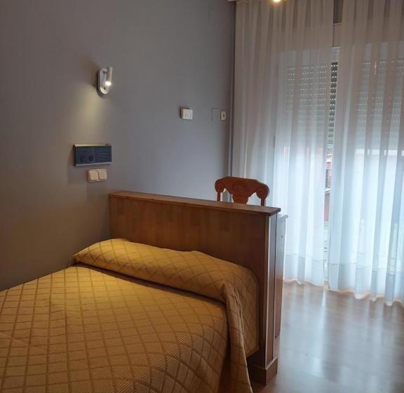 Номер Стандарт Индивидуальный, Hostal Virgen Del Villar