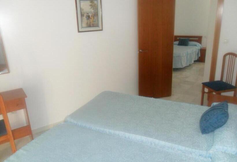 Quarto Quádruplo Estandar, Hostal Centro Sol