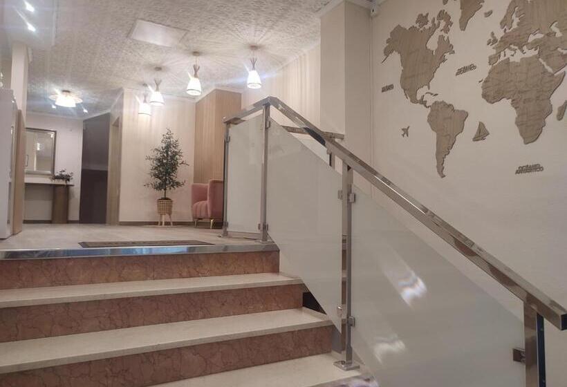 Номер Стандарт Трехместный, Hostal Garamar