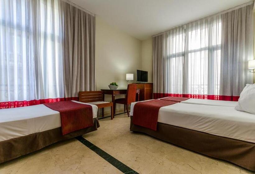 Номер Стандарт Трехместный, Exe Laietana Palace