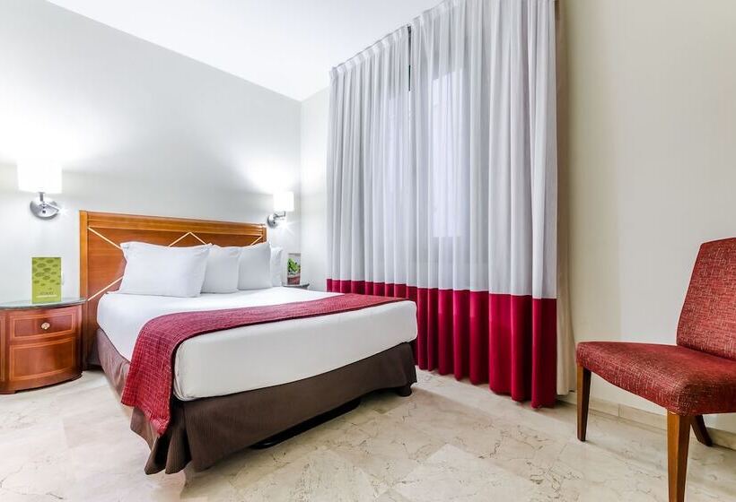 Номер Стандарт, Exe Laietana Palace