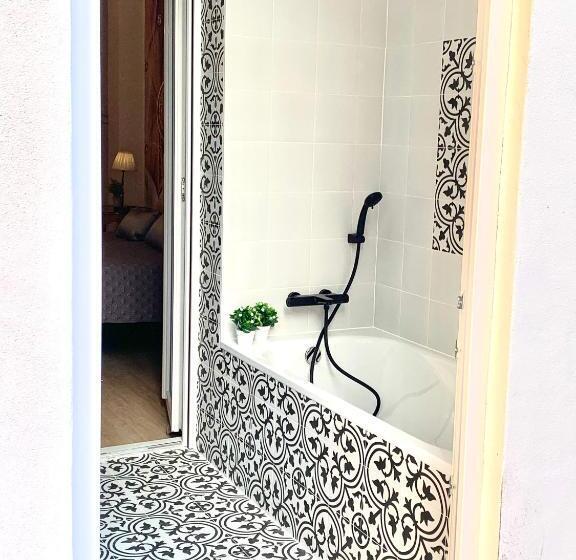 Апартаменты 1 Спальня с Террасой, H. Boutique Puerta Del Sol