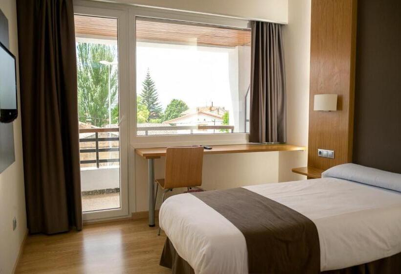 Quarto Estandar Individual, Jatorrena