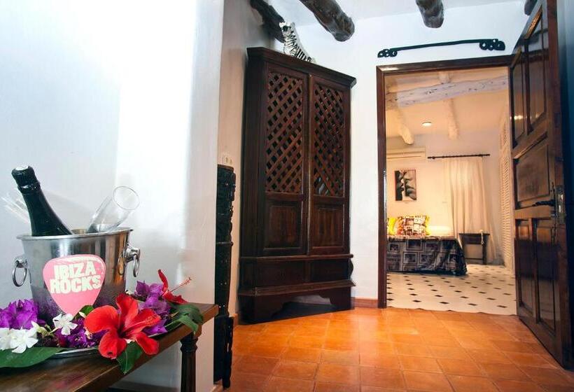 Suite Junior, Pikes Ibiza - Adults Only