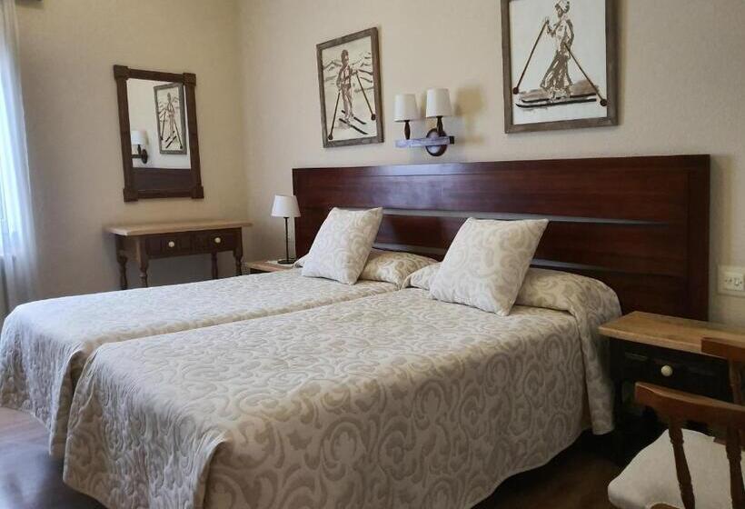 غرفة قياسية, Hostal Canigó