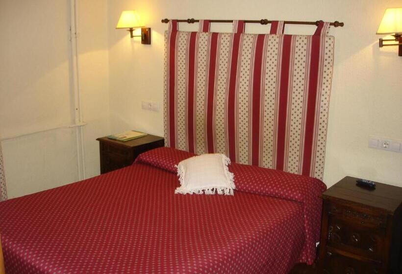 Номер Стандарт, Hostal Ayestaran Ii