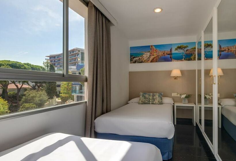 חדר סופריור לארבעה, htop Caleta Palace