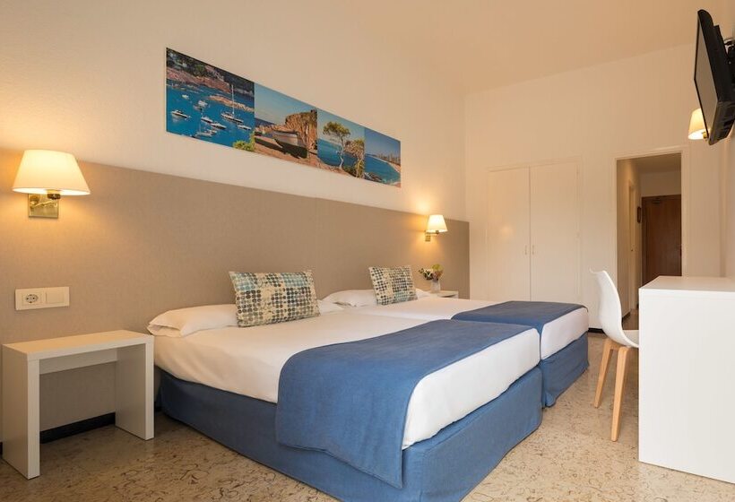 اتاق استاندارد سه نفره, htop Caleta Palace