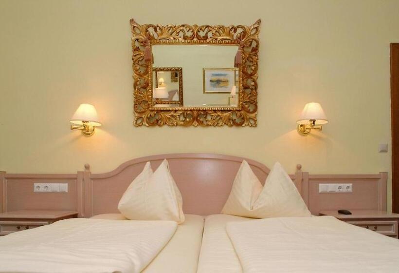 Номер Стандарт с Гидромассажем, Altstadthotel Mosser