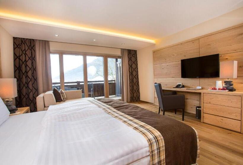 Номер Deluxe с Балконом, Das Gemütliche Dorfhotel Kaltenhauser