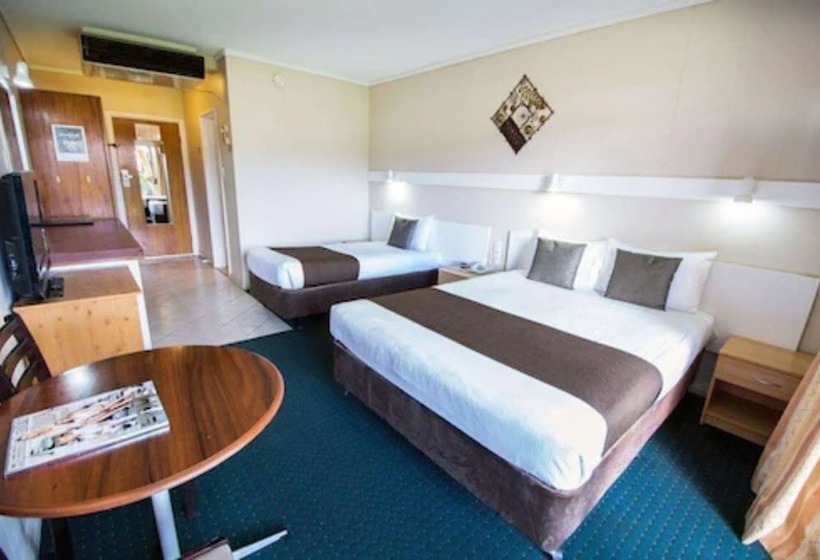 اتاق لوکس, Elkira Court Motel
