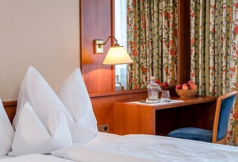 Номер Superior с Балконом, Gardenhotel Crystal   4 Sterne Superior