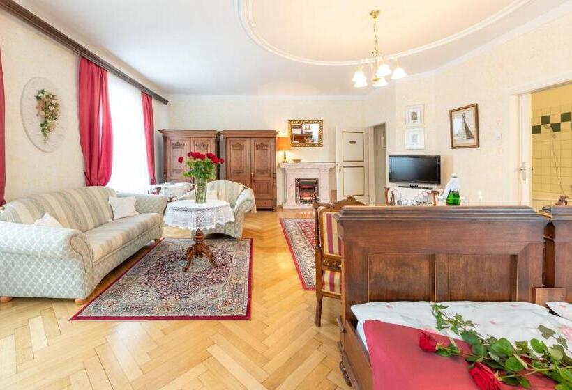 デラックススイート, Schlosshotel Rosenau Superior