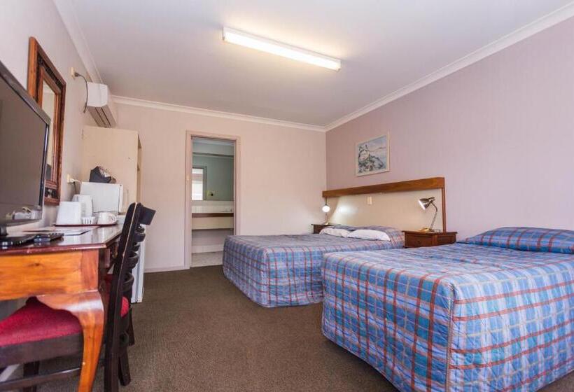 Номер Стандарт, Sleepwell Motel