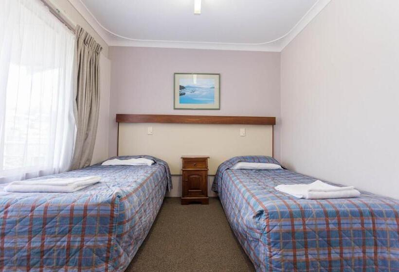 Апартаменты 2 Спальни, Sleepwell Motel