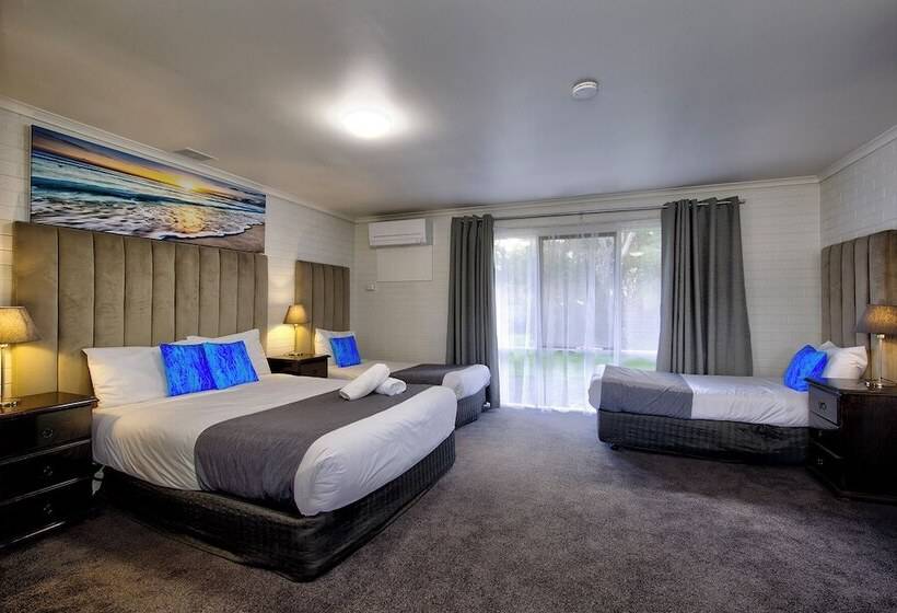 패밀리 룸, Frankston Motel