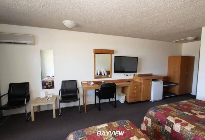 اتاق خانوادگی, Waterview Gosford Motor Inn