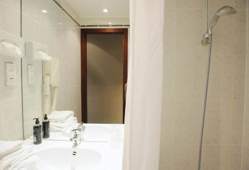 اتاق استاندارد, 9hotel Chelton