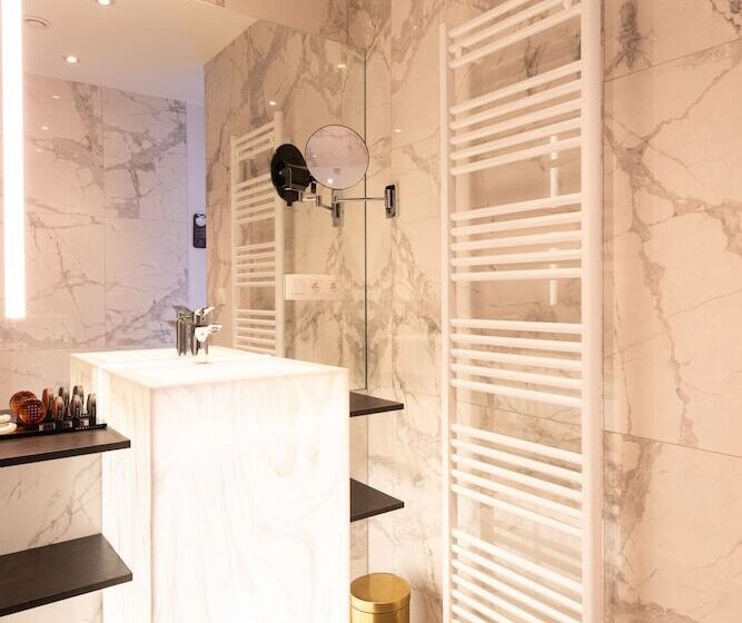 Люкс, Boutique Hotel Sablon