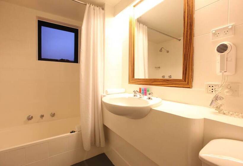 스탠다드 룸, Cambridge Hotel Sydney