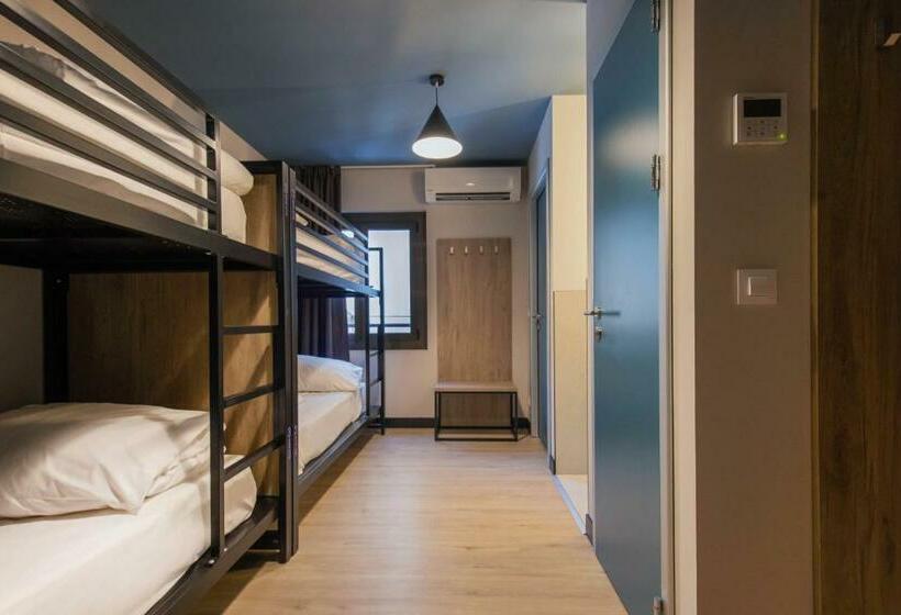 اتاق استاندارد, Font Andorra Hostel by Nexta