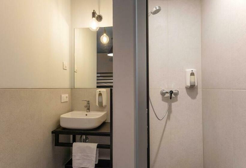 اتاق استاندارد سه نفره, Font Andorra Hostel by Nexta