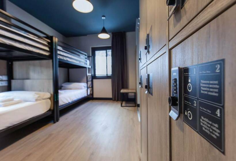 اتاق خانوادگی, Font Andorra Hostel by Nexta