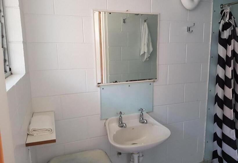 Кровать в Общей Комнате, Civic Guesthouse