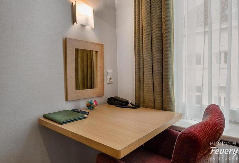 Quarto Estandar, Fevery