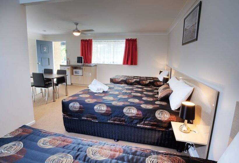 Семейный Номер, High Street Motor Inn