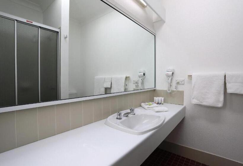 Номер Стандарт Вид на Бассейн, Econo Lodge Gateway Tamworth