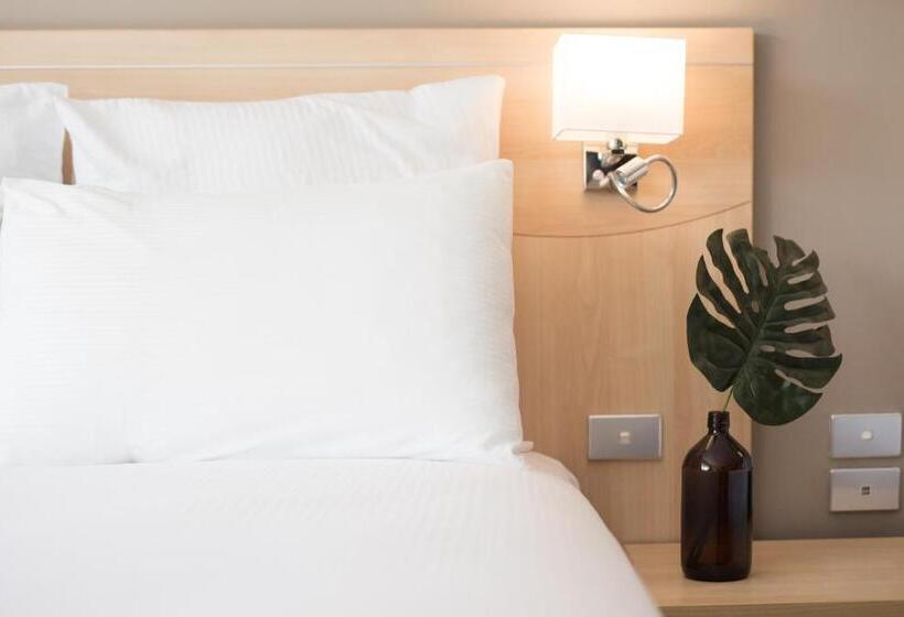 Студия Deluxe, Novotel Wollongong Northbeach
