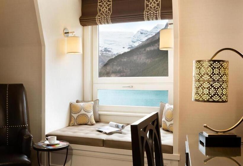 اتاق استاندارد با چشم‌انداز دریاچه, Fairmont Chateau Lake Louise