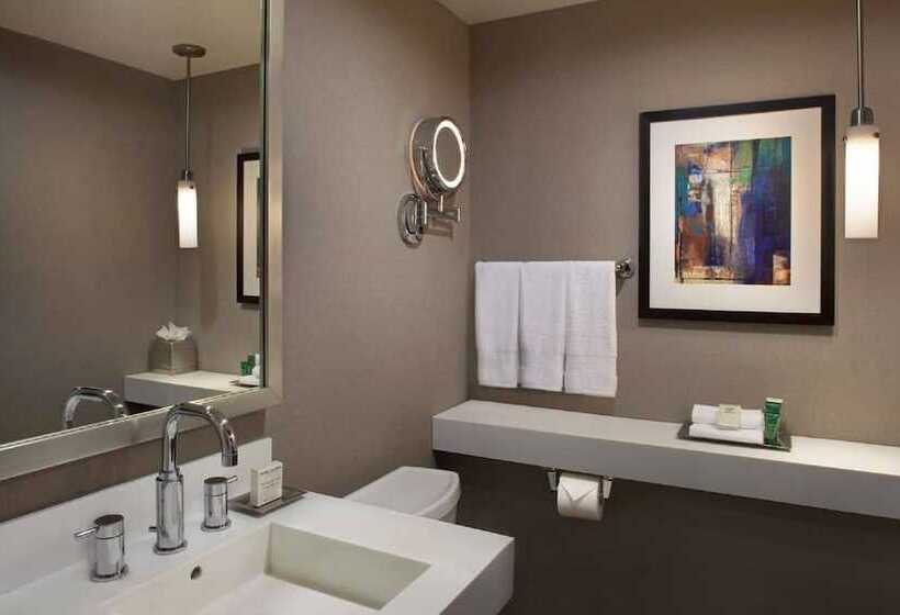 ２ダブルベッドのスタンダードルーム, Hilton Toronto Airport Hotel & Suites
