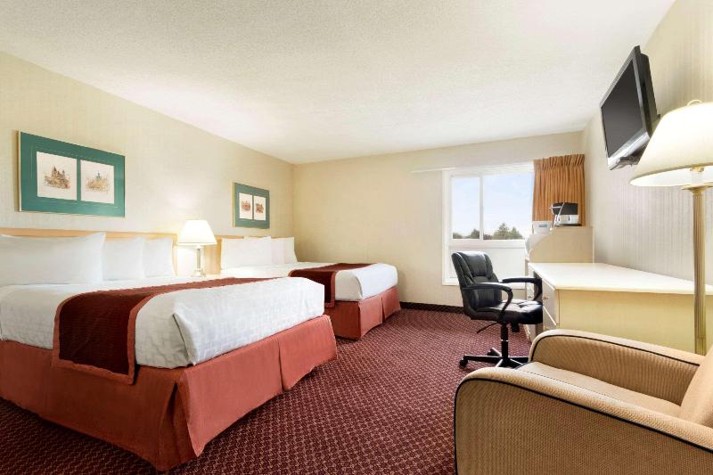 Номер Стандарт, Travelodge By Wyndham Lethbridge