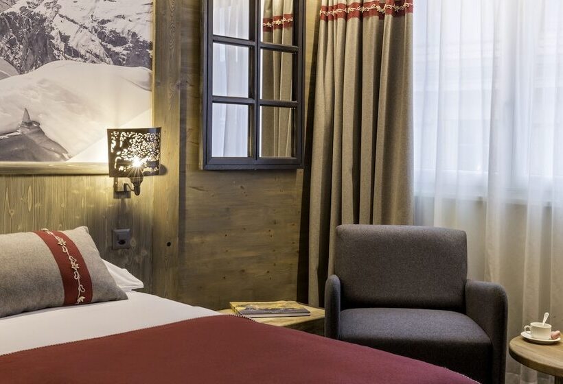 Standard Room, Edelweiss Manotel