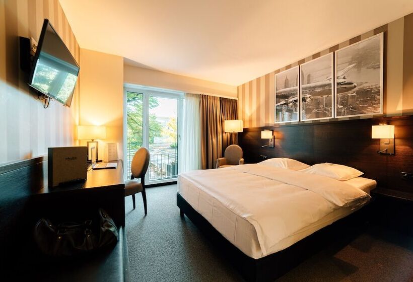 Семейный Номер, Park Hotel Winterthur