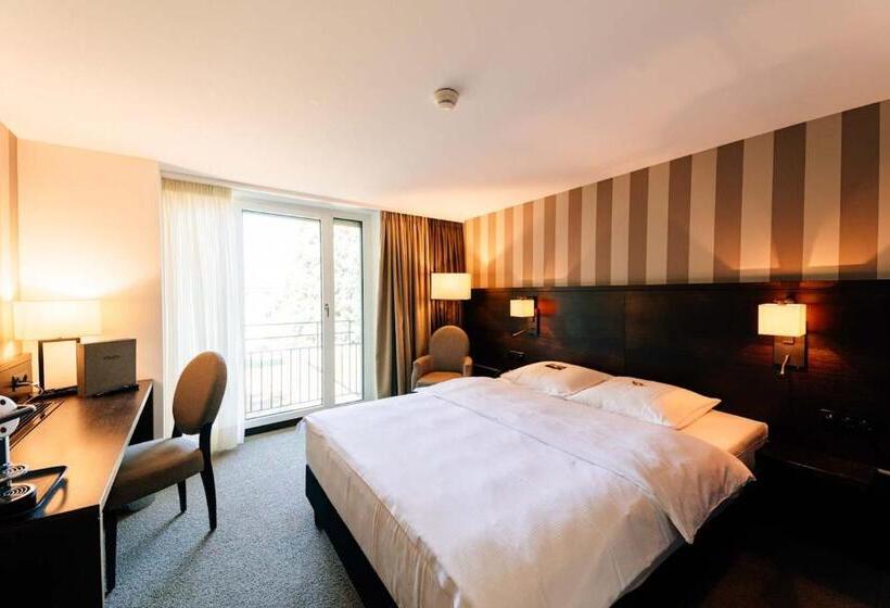 Номер Deluxe, Park Hotel Winterthur