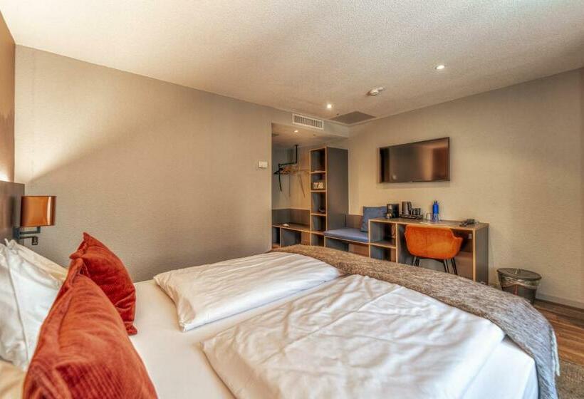 Номер Стандарт, The Hey Hotel