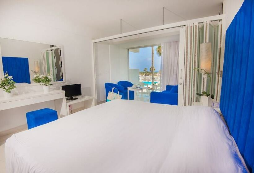 Семейный Номер Вид на Море, Dome Beach Marina Hotel & Resort