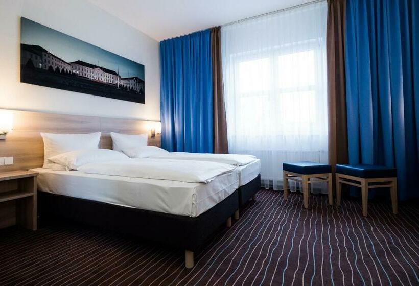 اتاق خانوادگی, Plaza Inn Berlin Charlottenburg