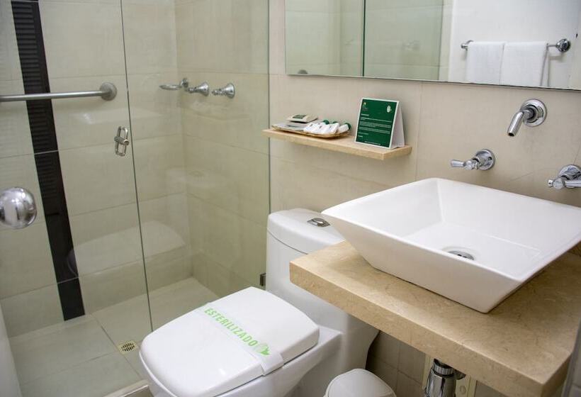 اتاق استاندارد سه نفره, Arizona Suites Cucuta