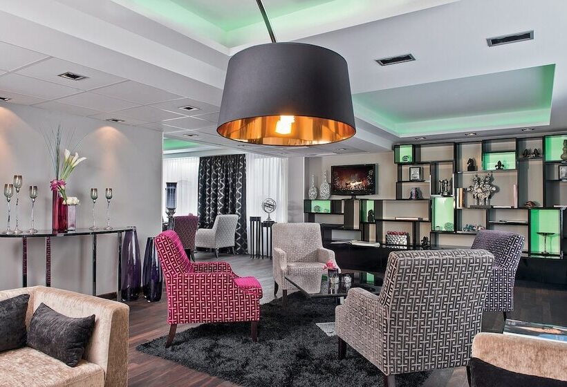 Club Suite, Palace Berlin