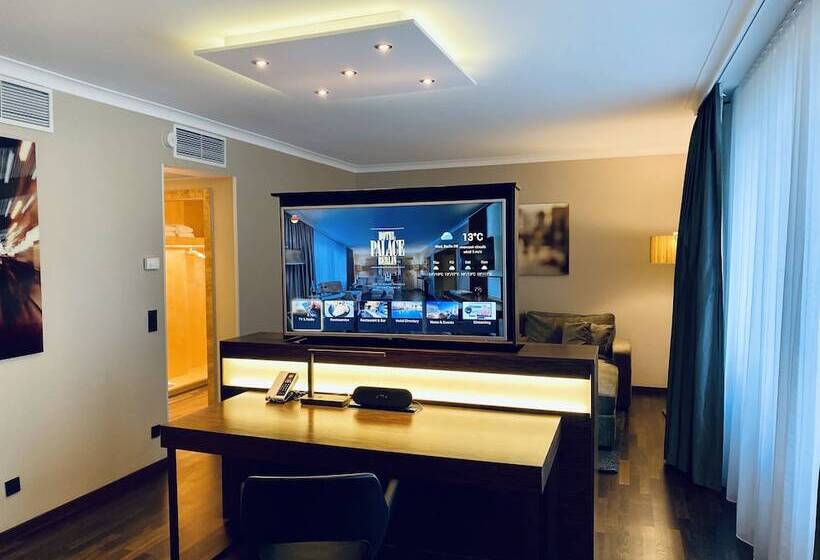 Club Suite, Palace Berlin