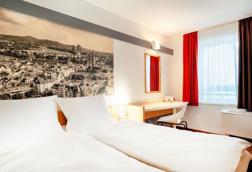 Номер Стандарт, B&b Hotel Bonn City