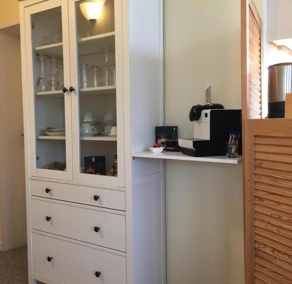 اتاق استاندارد, Das Hotelchen