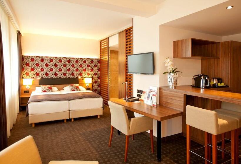 Полулюкс, Best Western Hotel Hohenzollern