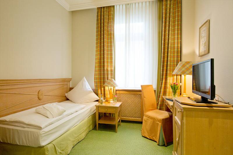 Номер Стандарт Индивидуальный, Central Hotel Kaiserhof