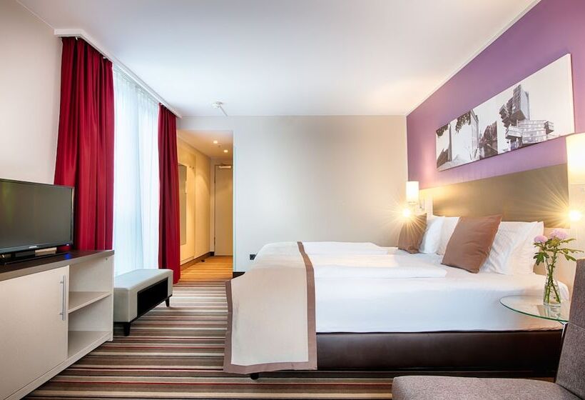 Номер Superior, Leonardo Hotel Hannover Airport