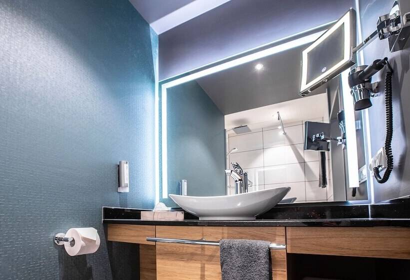 Quarto Superior, Leoso Hotel Leverkusen